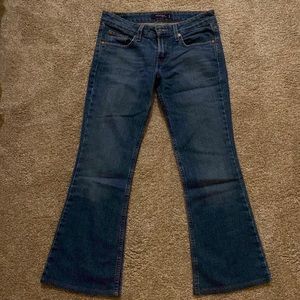 Levi superlow 518 jeans.